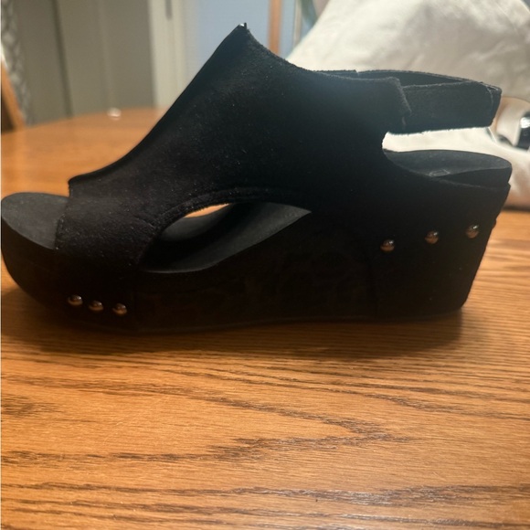 Corky Carley Black Wedge Sandals - Picture 2 of 2